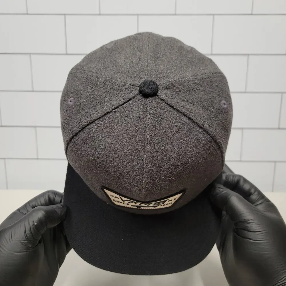 Vans Off The Wall Classic Patch Wool Blend Black Gray Snapback Hat Cap